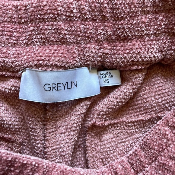 Pink Chenille Coordinating Set - Picture 5 of 9